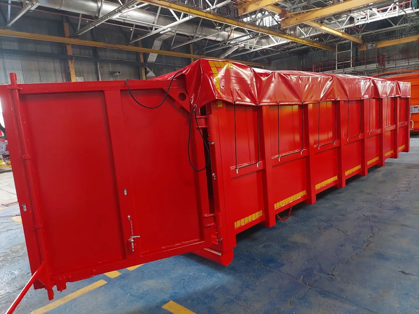 Самоскидна платформа Самосвальная платформа