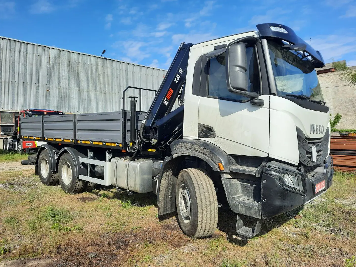 IVECO T WAY 380 з краном HIAB IVECO T WAY 380 с краном HIAB
