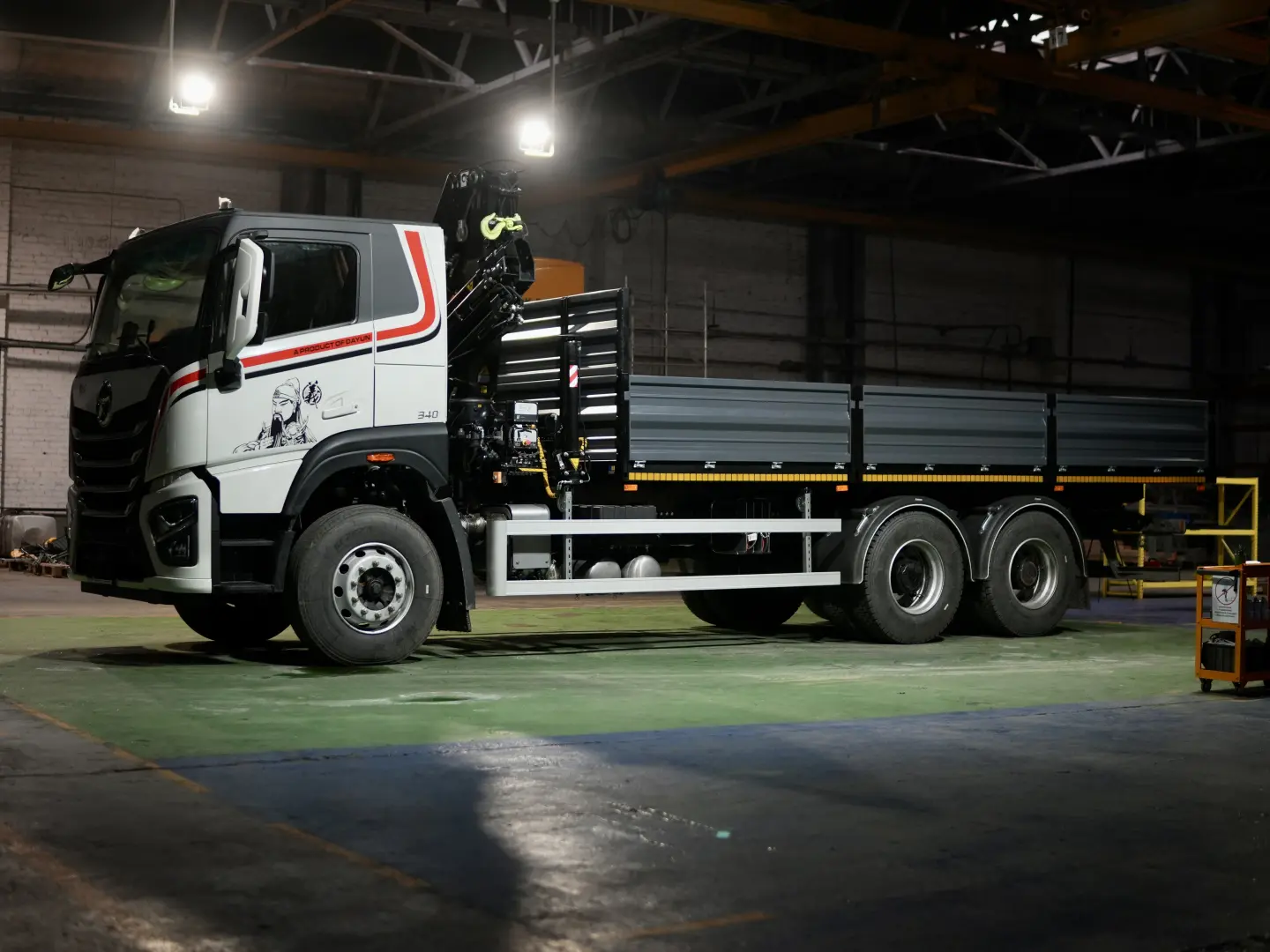 DAYUN 1331 з краном-маніпулятором DAYUN 1331 с КМУ HIAB