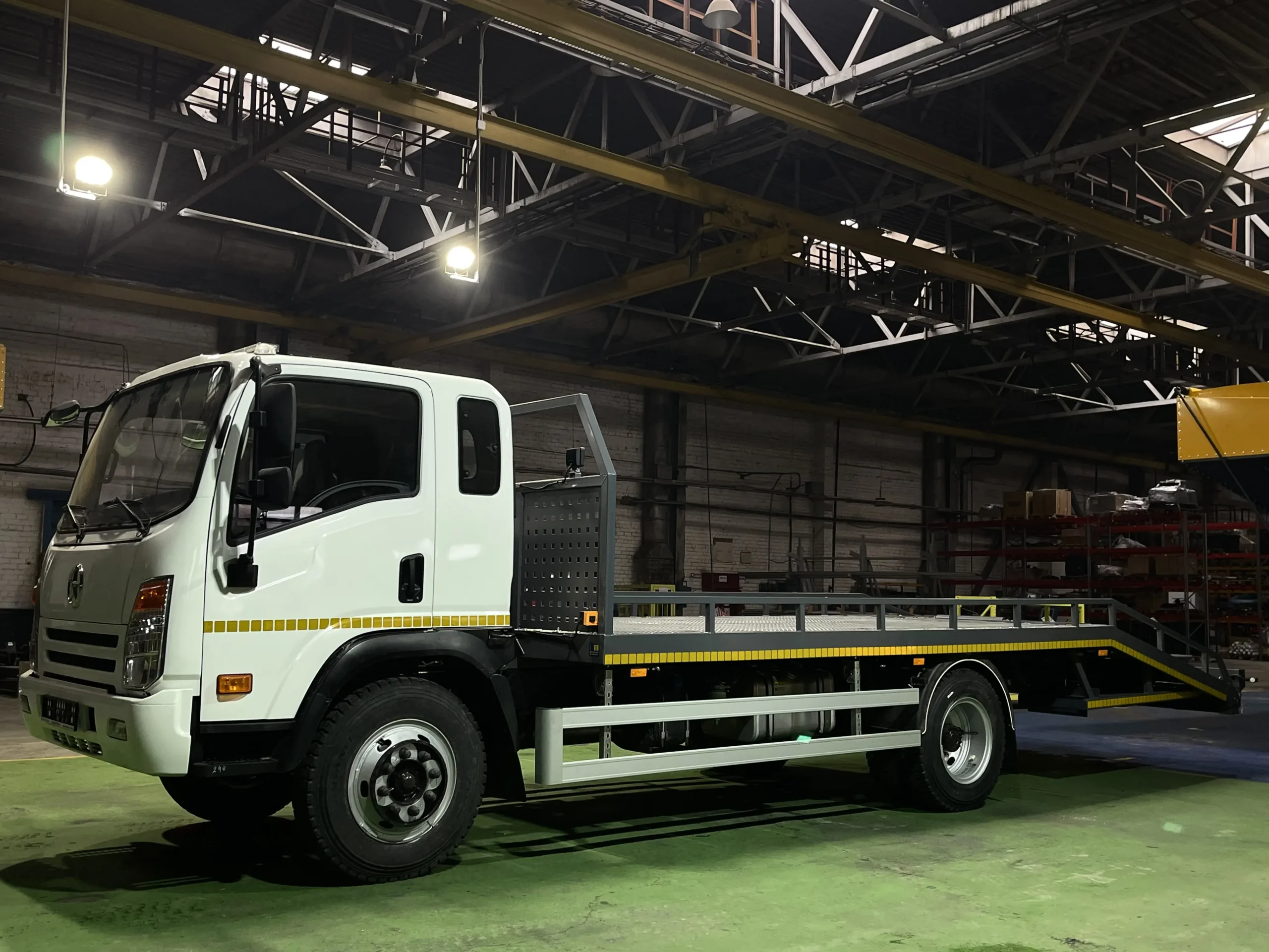 DAYUN CGC 1120 евакуатор з лебідкою DAYUN CGC 1120 эвакуатор с лебедкой